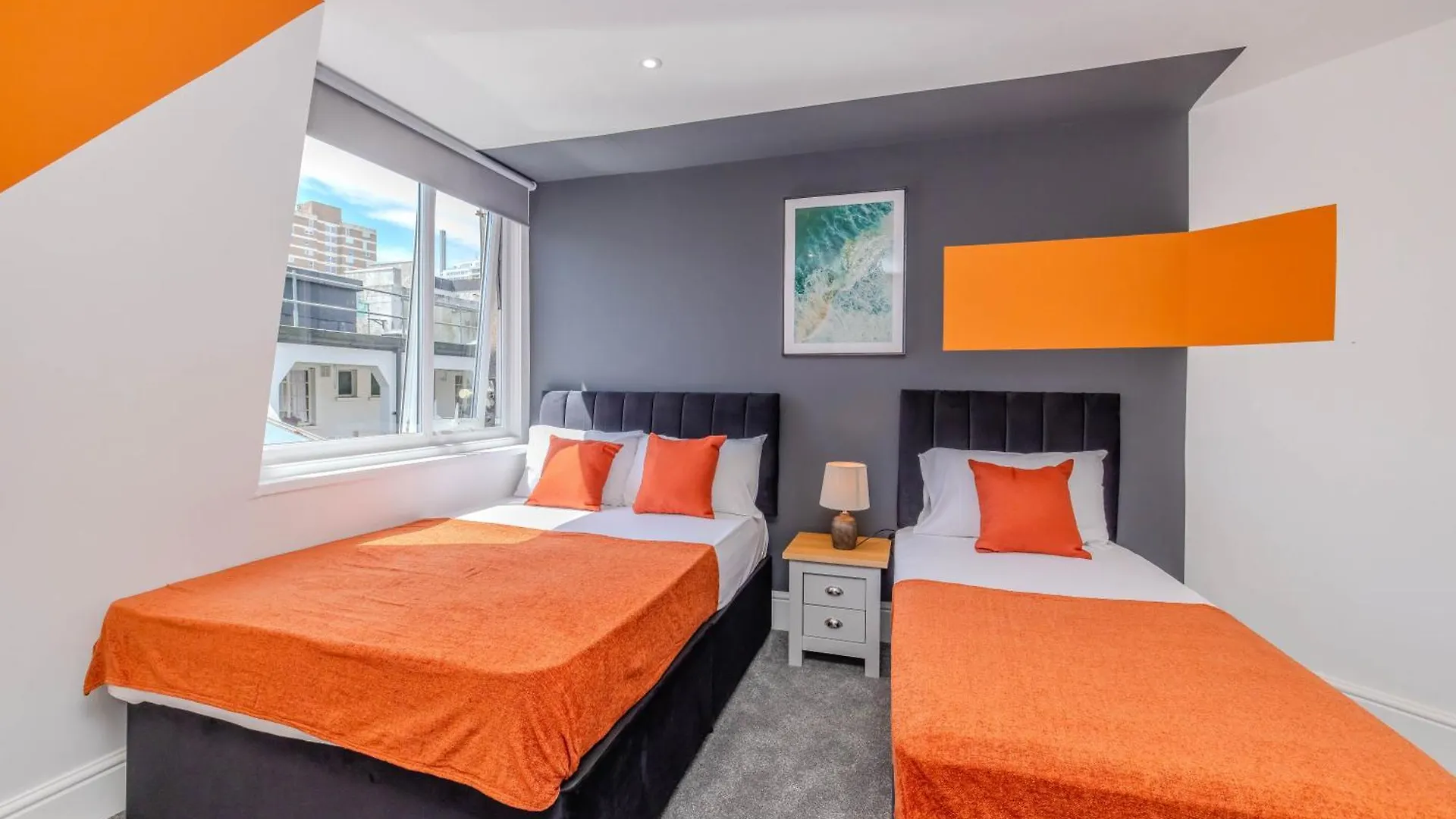 Amazing 3 Bedroom Flat I Next To Brighton Beach & Shopping Center United Kingdom