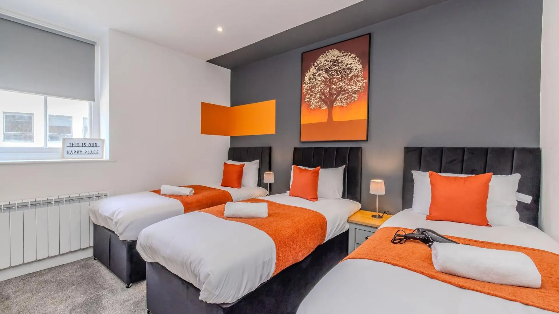Apartment Amazing 3 Bedroom Flat I Next To Brighton Beach & Shopping Center